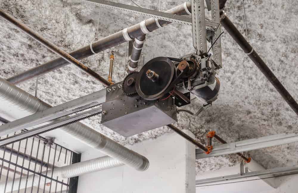 Garage Doors Rollers image